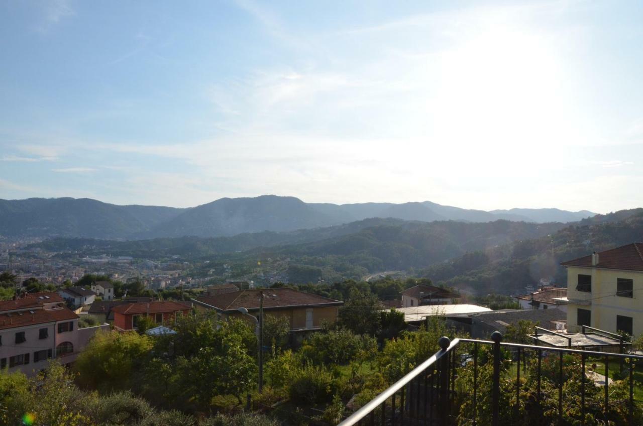 La Casa Con Vista Di Emma Apartment Vezzano Ligure Exterior photo
